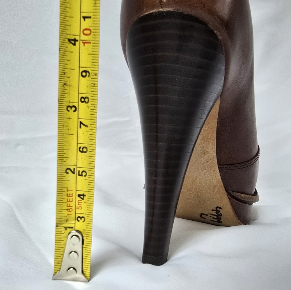 Ugg Jamison Brown Leather And Sheepskin Heeled Booties - Picture 6 of 6